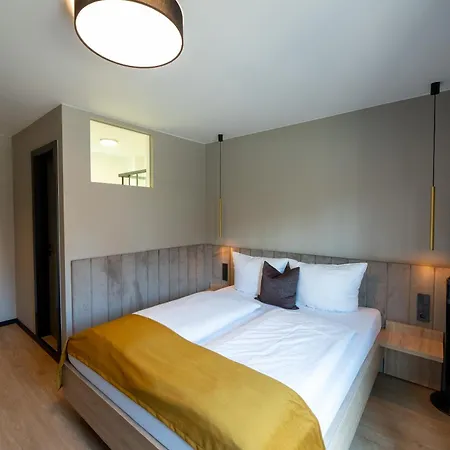 Отель V Business