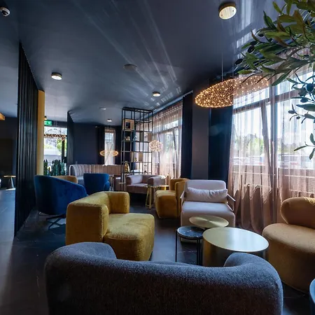 Hotel V Business
